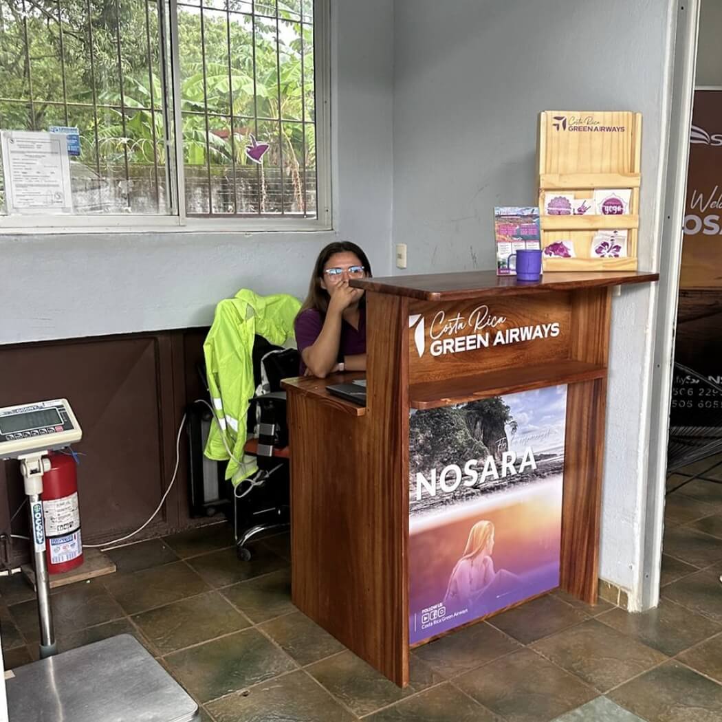 Check-in desk of Green Airways in Nosara