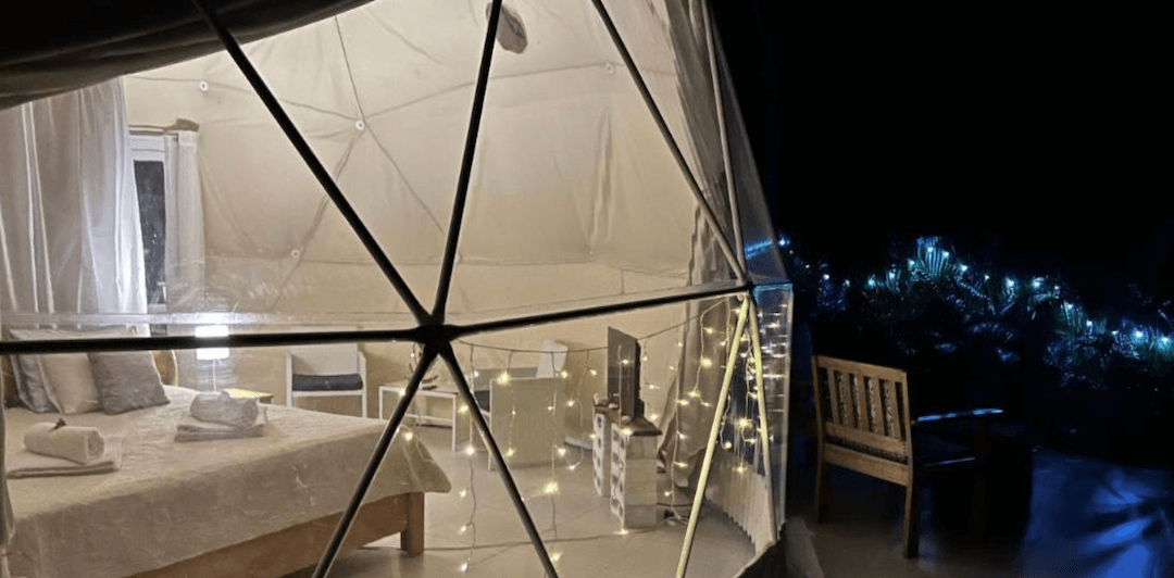 Dome tent by night Samara